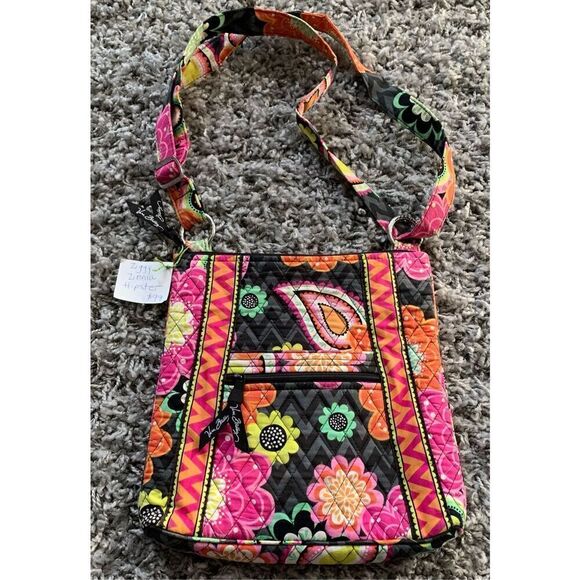 NWT Vera Bradley Ziggy Zinnia Hipster Crossbody Bag Purse Quilted $99 - Picture 3 of 9